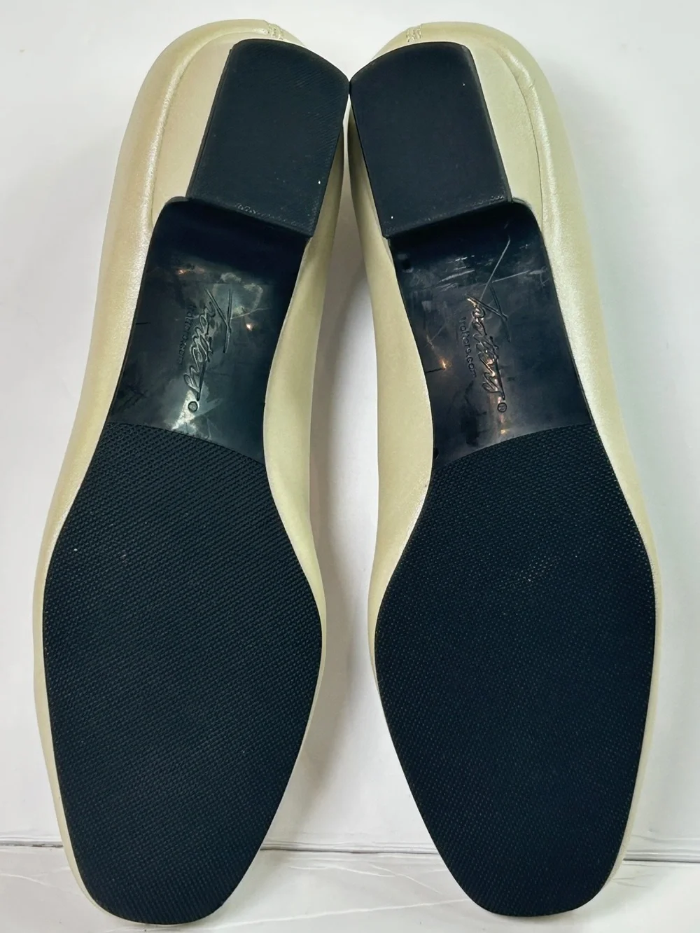Trotters classic low